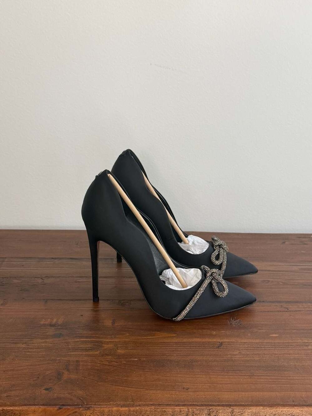Sam Edelman Deela Black Satin Rhinestone Bow Stiletto Heels Size 10M - Picture 3 of 8
